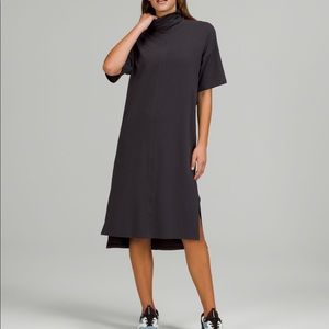 NWT lululemon LA funnel neck t-shirt dress
